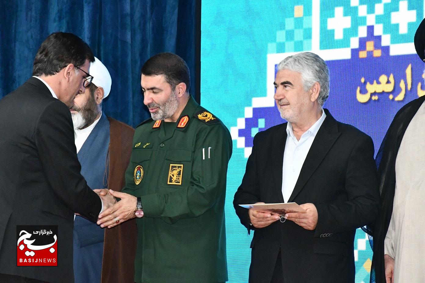 تجلیل سپاه فتح از خبرنگاران کهگیلویه و بویراحمد تجلیل سپاه فتح از خبرنگاران کهگیلویه و بویراحمد