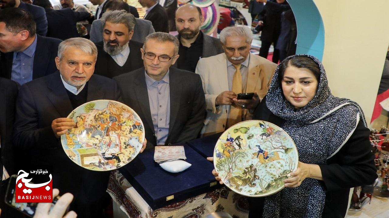 راهیابی هنرمند اردبیلی به مجمع جهانی سفالگران در ازبکستان
