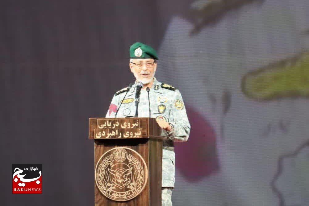 ملت ایران با ایمان و اتحاد، دشمن را در همه جبهه‌ها شکست داد