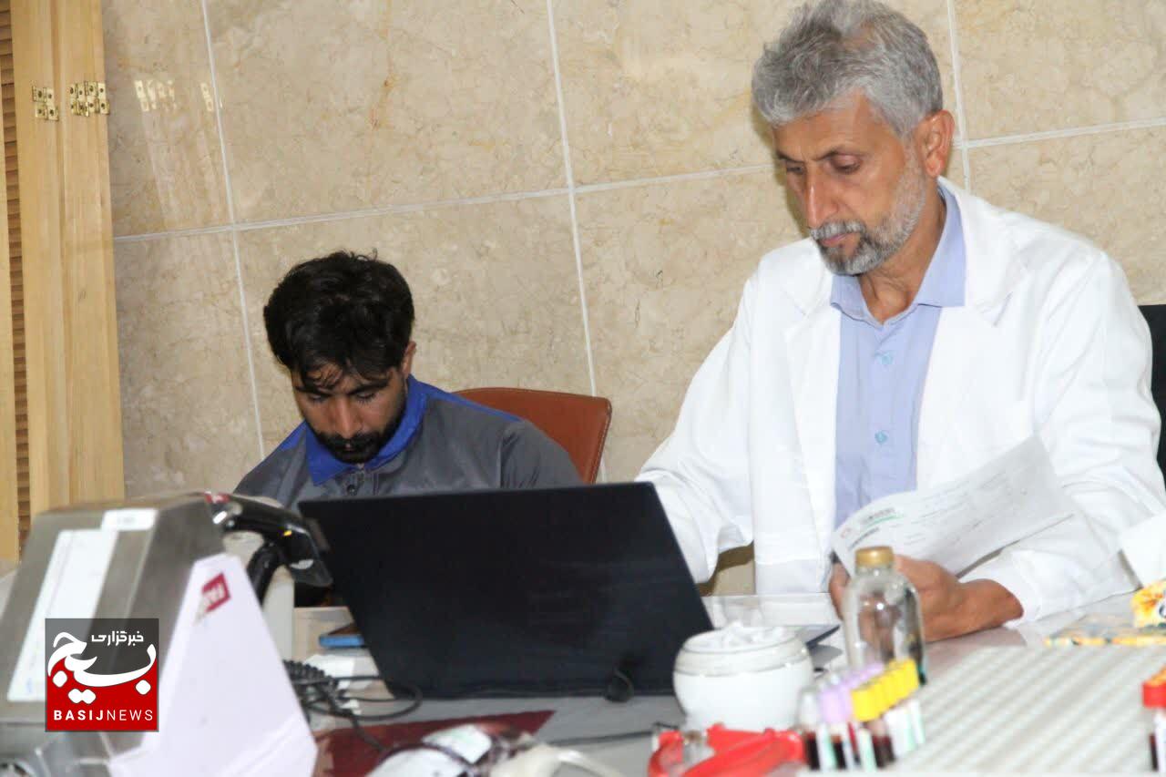 “فریاد زندگی در رگ‌های جامعه؛ کارکنان شرکت ملی پالایش و پخش، با اهدای خون، حماسه‌ای دیگر در هفته دولت و یادبود شهدای اقتدار آفریدند”