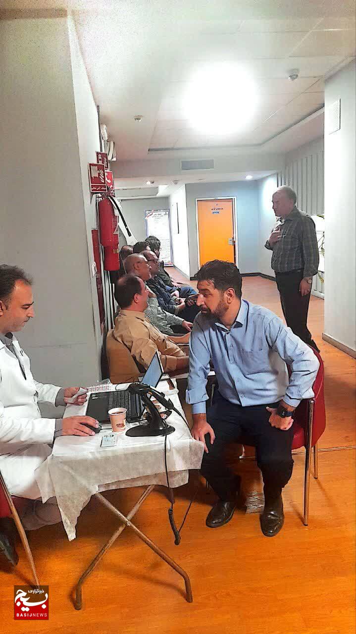 “وحدت در رگ‌ها؛ کارکنان وزارت نفت با اهدای خون، پیوند همدلی را در هفته وحدت تجدید کردند”