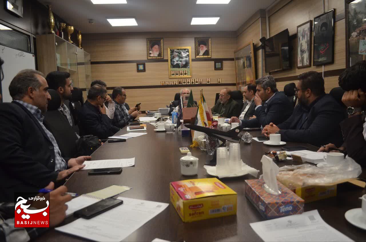 هماندیشی فرماندهان پایگاههای بسیج شرکت ملی نفت ایران؛ برنامهریزی برای حماسهآفرینی در هفته دفاع مقدس هماندیشی فرماندهان پایگاههای بسیج شرکت ملی نفت ایران؛ برنامهریزی برای حماسهآفرینی در هفته دفاع مقدس