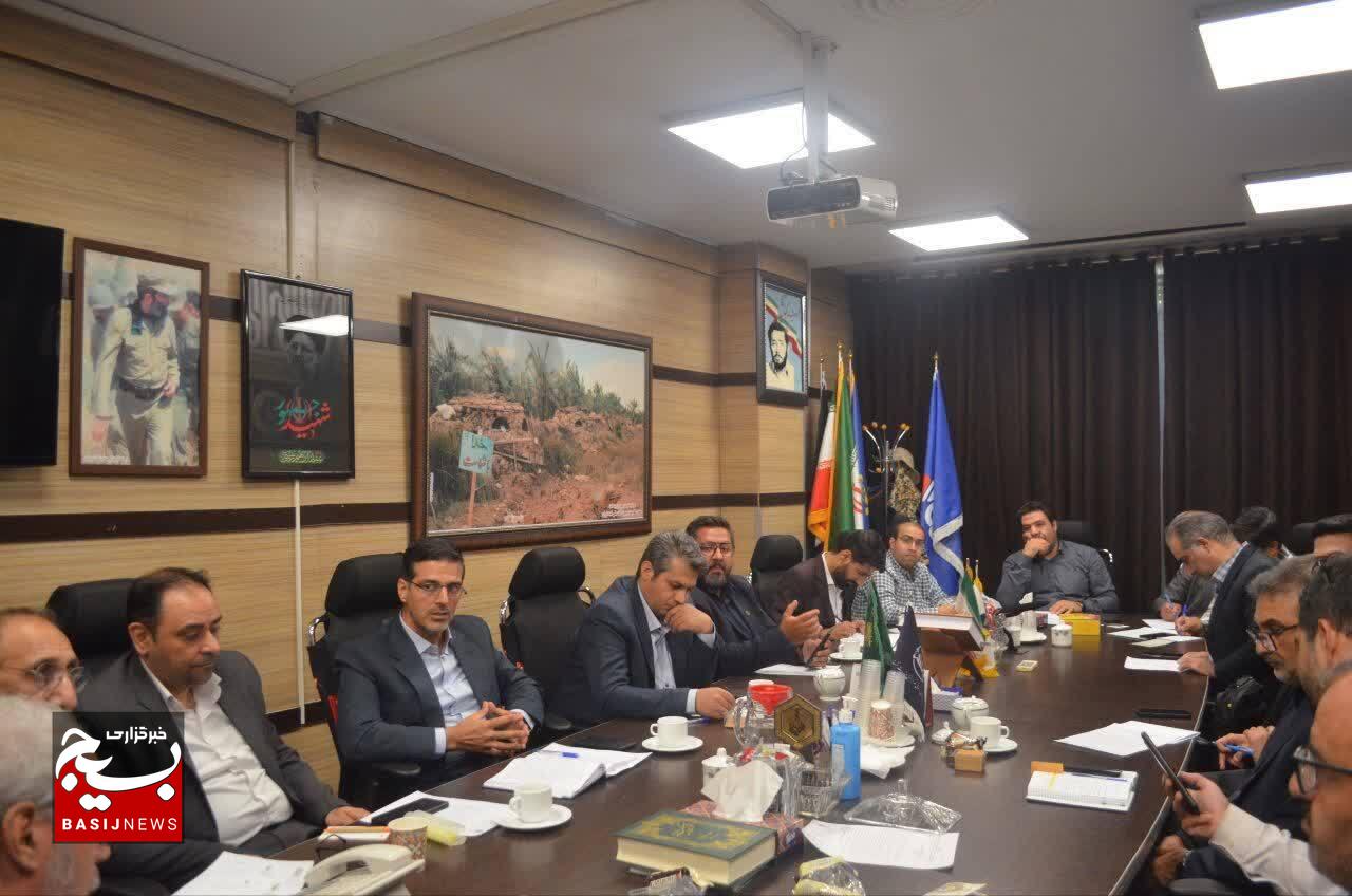 هماندیشی فرماندهان پایگاههای بسیج شرکت ملی نفت ایران؛ برنامهریزی برای حماسهآفرینی در هفته دفاع مقدس هماندیشی فرماندهان پایگاههای بسیج شرکت ملی نفت ایران؛ برنامهریزی برای حماسهآفرینی در هفته دفاع مقدس