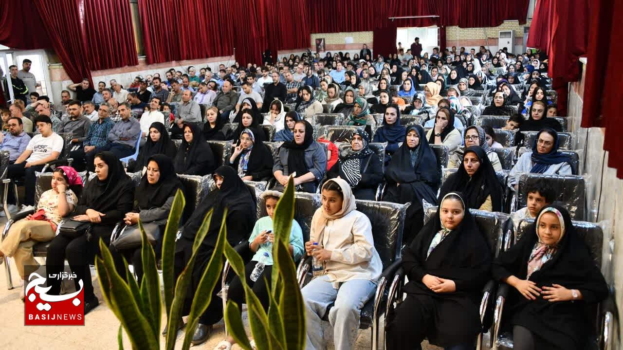 گردهمایی خانوادگی بسیجیان پالایشگاه تبریز؛ تقویت بنیان خانواده در پرتو فرهنگ ایثار و اخلاق