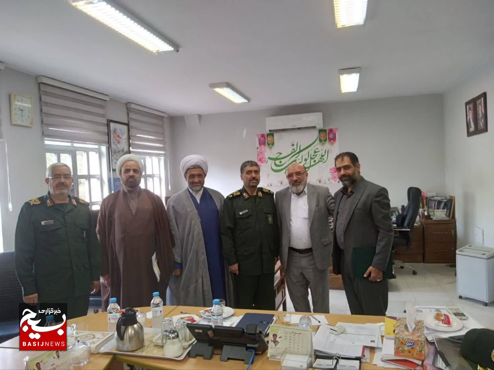 مراسم تکریم و معارفه مسئول سازمان بسیج مداحان و هیئات مذهبی کشور برگزار شد مراسم تکریم و معارفه مسئول سازمان بسیج مداحان و هیئات مذهبی کشور برگزار شد