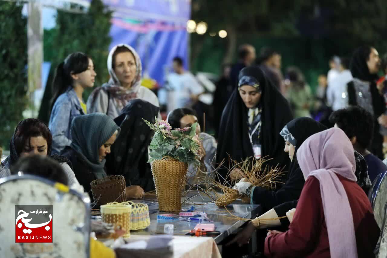 شور و نشاط تابستانی در زنجان؛ شادوارهای برای خانوادهها با چاشنی آموزش و محیط زیست شور و نشاط تابستانی در زنجان؛ شادوارهای برای خانوادهها با چاشنی آموزش و محیط زیست