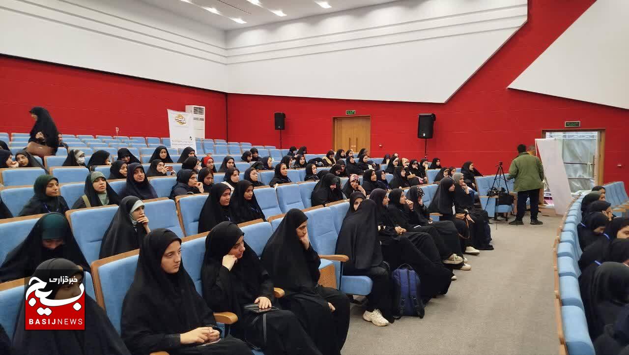 مرحله استانی لیگ دانش آموزی جت «جهاد تبیین» در رشت برگزار شد مرحله استانی لیگ دانش آموزی جت «جهاد تبیین» در رشت برگزار شد