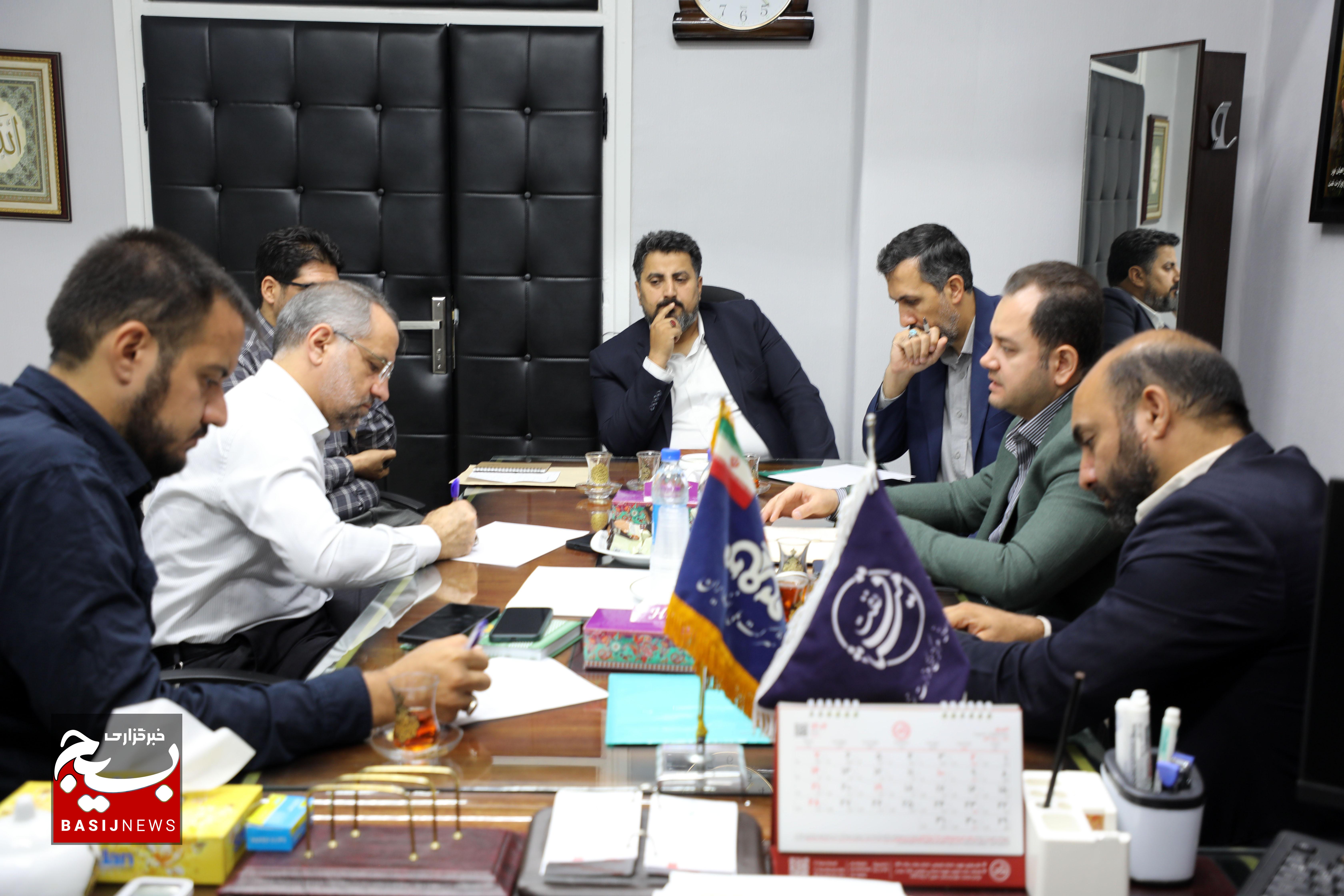 “سیاست‌گذاری هفته دفاع مقدس در وزارت نفت؛ تاکید بر نقش بسیج در ترویج فرهنگ ایثار و شهادت”