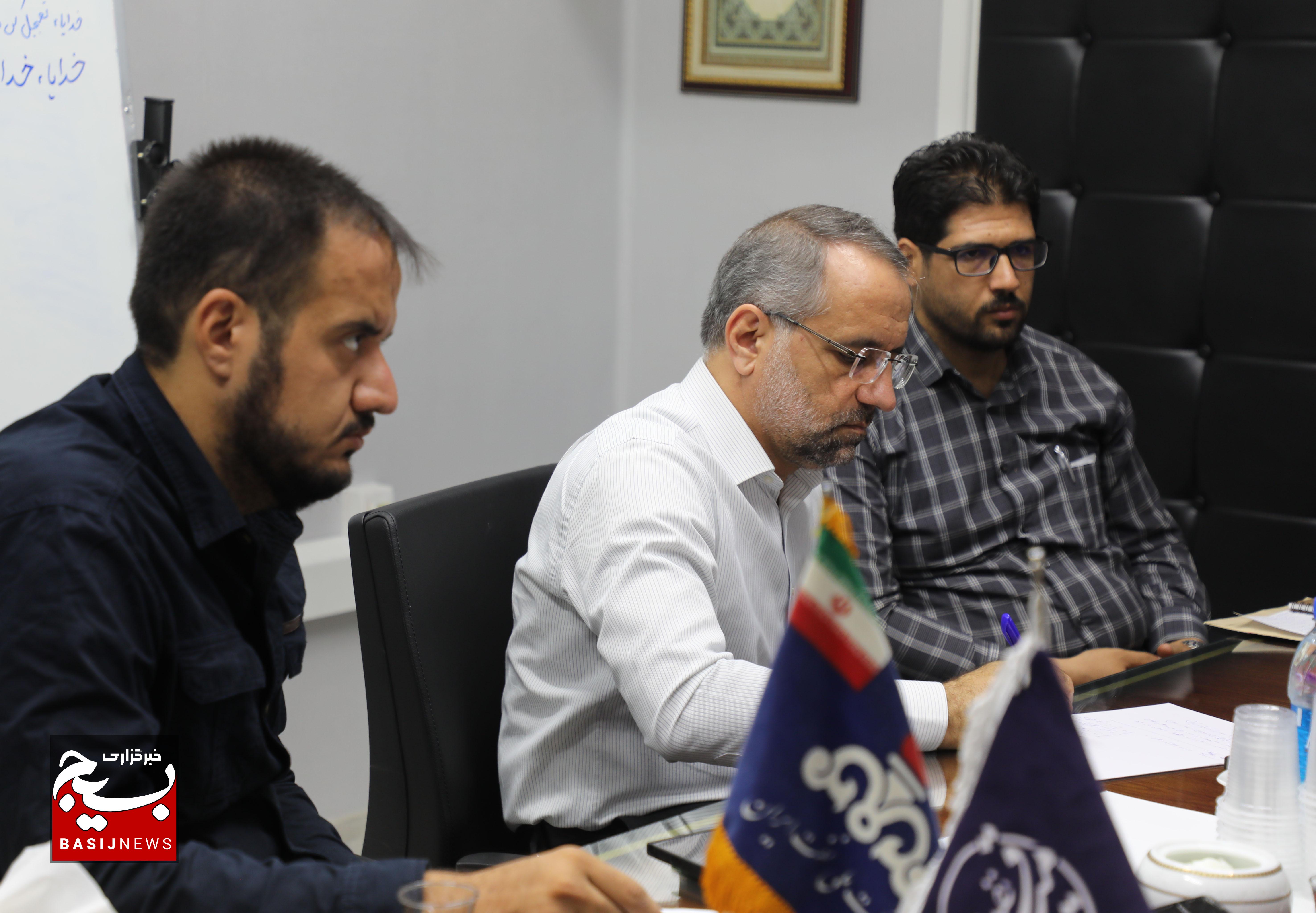 “سیاست‌گذاری هفته دفاع مقدس در وزارت نفت؛ تاکید بر نقش بسیج در ترویج فرهنگ ایثار و شهادت”