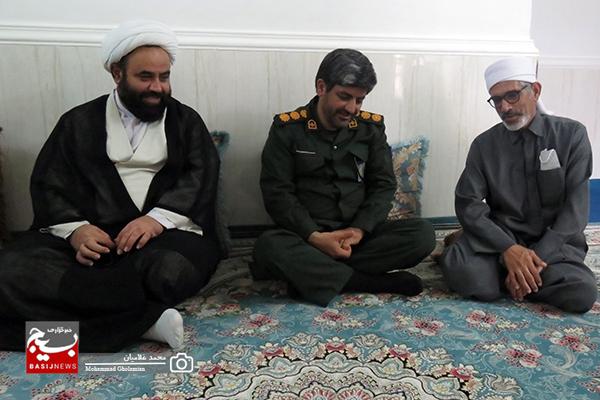 دیدار مسئولان سپاه کنگان با امام جمعه اهل سنّت سیراف