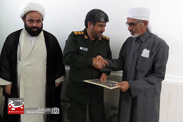 دیدار مسئولان سپاه کنگان با امام جمعه اهل سنّت سیراف