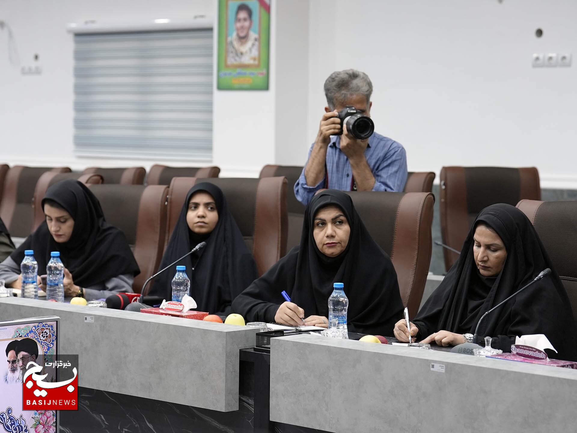برگزاری بیش از ۱۰۰۰ برنامه به مناسبت هفته دفاع مقدس در استان بوشهر