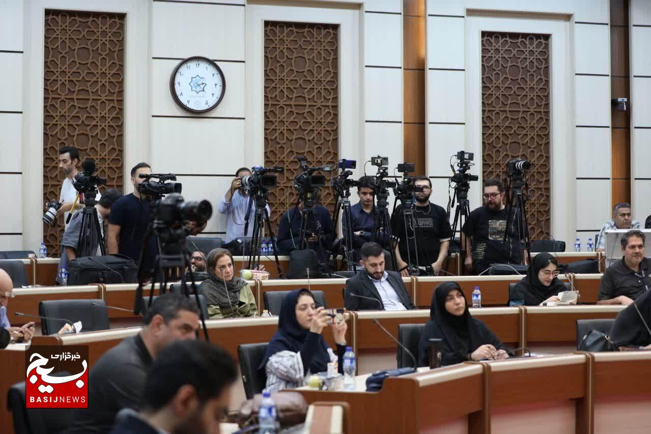 نشست خبری سردار «معروفی» رئیس ستاد گرامیداشت چهل و پنجمین سالروز هفته دفاع مقدس