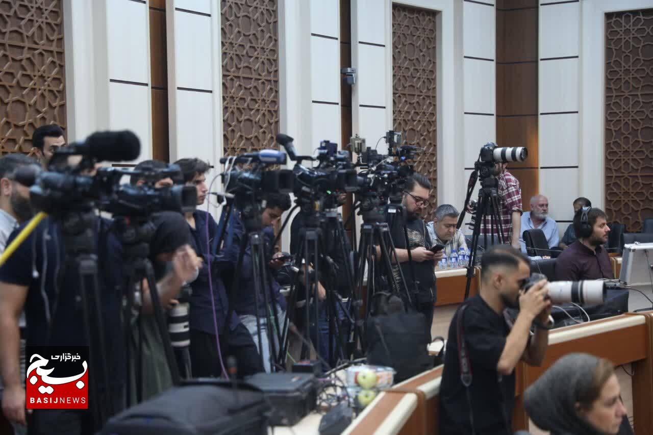 نشست خبری سردار «معروفی» رئیس ستاد گرامیداشت چهل و پنجمین سالروز هفته دفاع مقدس