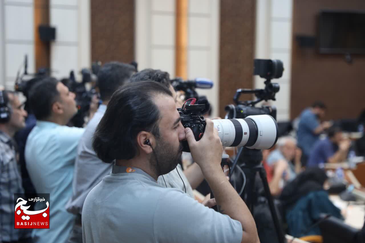 نشست خبری سردار «معروفی» رئیس ستاد گرامیداشت چهل و پنجمین سالروز هفته دفاع مقدس