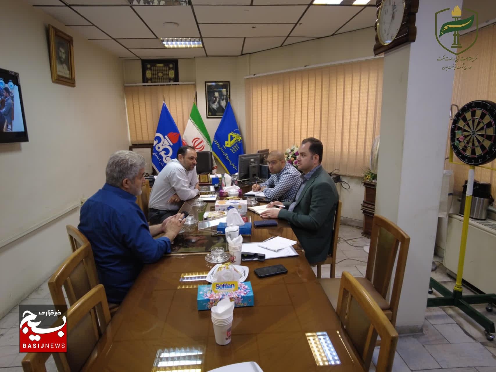 دیدار معاون روابط عمومی و فضای مجازی بسیج وزارت نفت از پایگاه شهید نوبخت؛ برنامه‌ریزی برای هفته دفاع مقدس و تقویت روابط عمومی