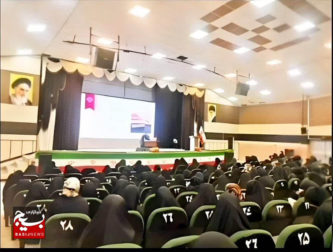 آموزش بیش از هزار سفیر و همیار خانواده توسط جهادگران بسیجی البرز