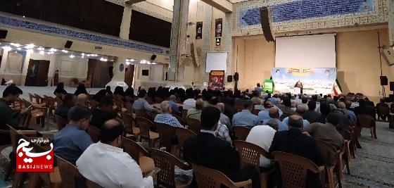 ۳۸ عنوان کتاب دفاع مقدس در همایش تجلیل پیشکسوتان دزفول رونمایی شد