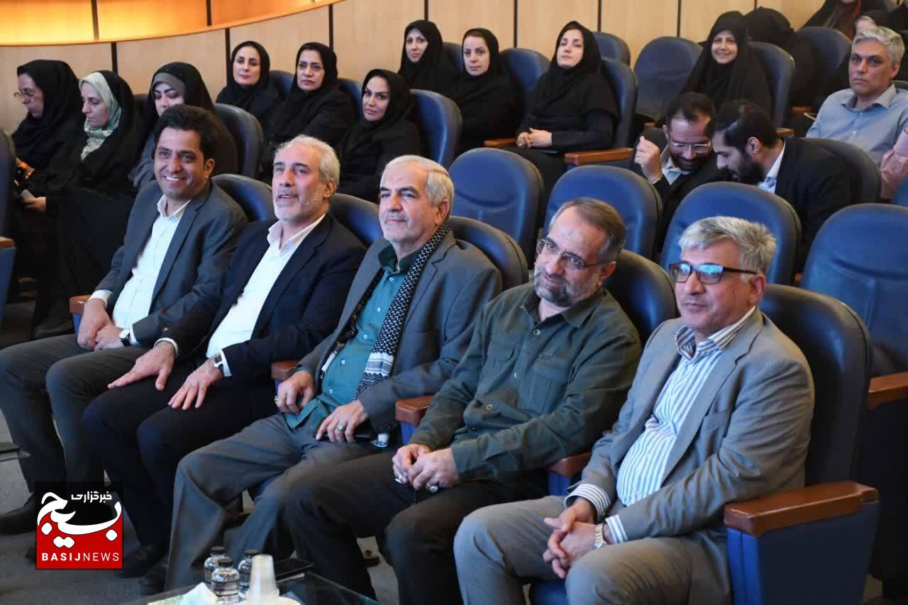 “حضور فرماندهان ارشد و روایتگری دوران دفاع مقدس در مراسم هفته دفاع مقدس مدیریت اکتشاف؛ تاکید بر نقش‌آفرینی بسیج در صنعت نفت”
