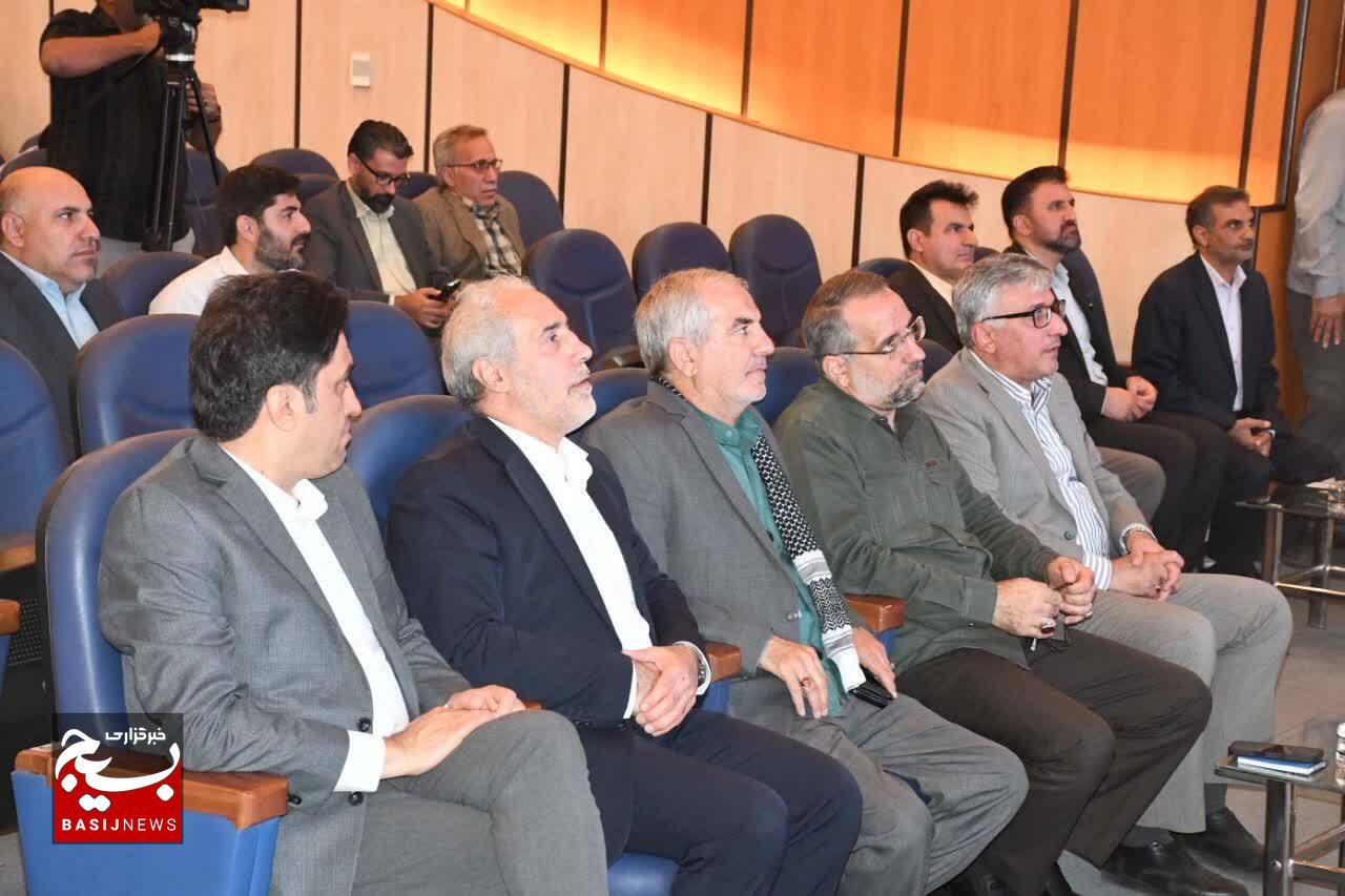 “حضور فرماندهان ارشد و روایتگری دوران دفاع مقدس در مراسم هفته دفاع مقدس مدیریت اکتشاف؛ تاکید بر نقش‌آفرینی بسیج در صنعت نفت”