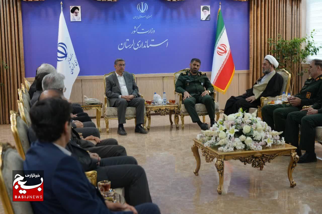 پاسداشت همدلی در روزهای سخت؛ سردار باقری از استاندار لرستان قدردانی کرد