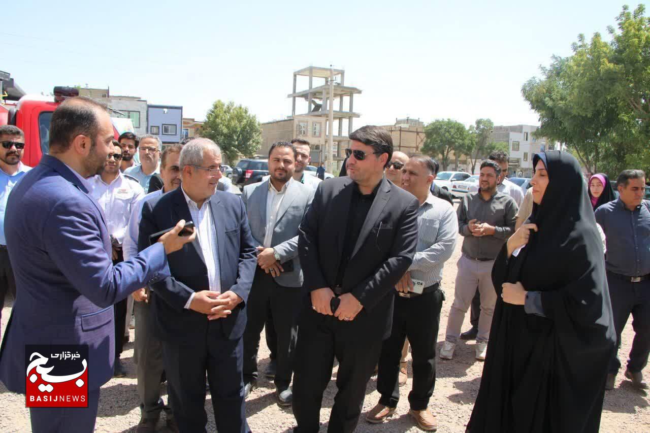 برگزاری آیین افتتاح پروژههای عمرانی در روستای نصرت آباد برگزاری آیین افتتاح پروژههای عمرانی در روستای نصرت آباد