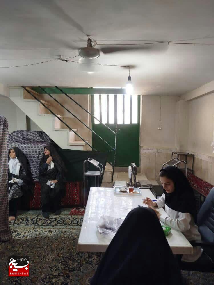 اردوی جهادی بسیج جامعه پزشکی و هلال احمر در روستای قلعهجوق شهرستان مه ولات اردوی جهادی بسیج جامعه پزشکی و هلال احمر در روستای قلعهجوق شهرستان مه ولات