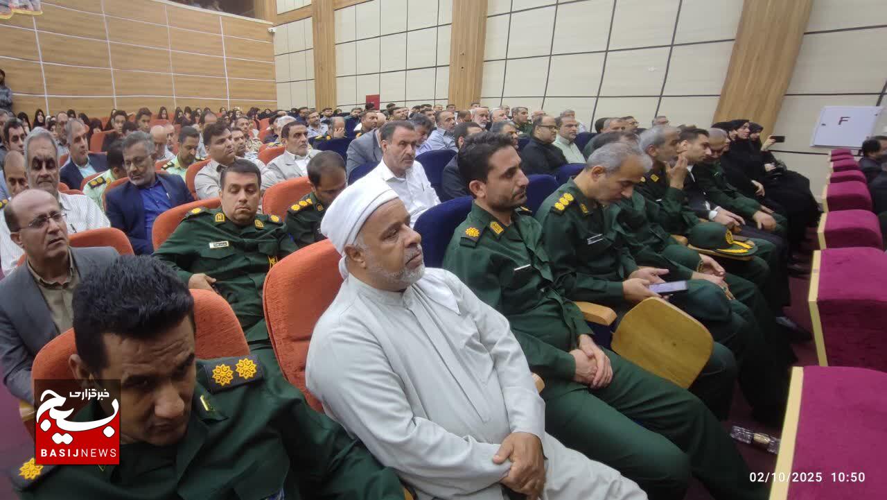 تکریم و معارفه فرمانده سپاه انصار الحسین (ع) گناوه تکریم و معارفه فرمانده سپاه انصار الحسین (ع) گناوه