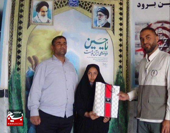 حماسه‌  دستبند طلای دختر ۱۱ ساله خراسانی که سفیر عشق و مقاومت برای کودکان غزه شد+ فیلم