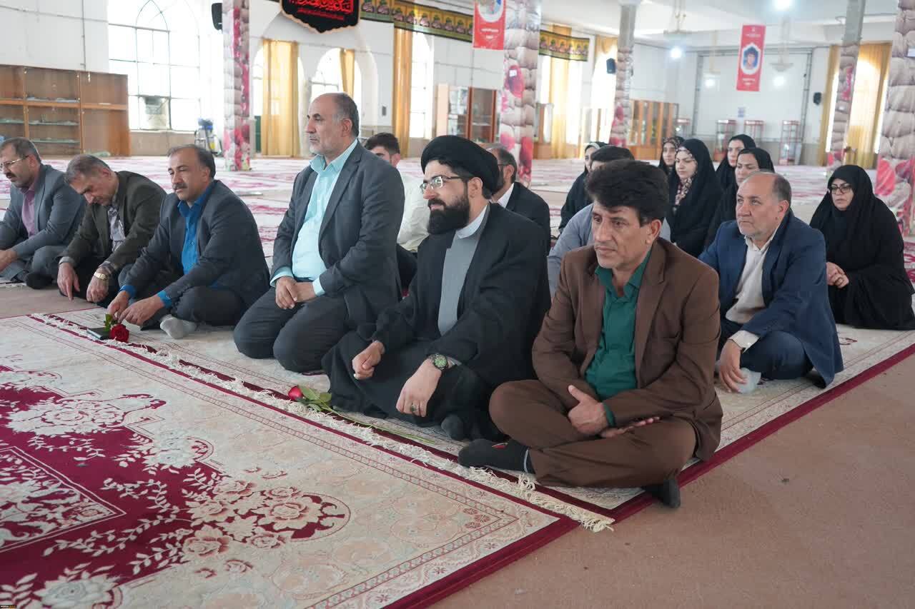 تجلیل از اساتید رزمنده و بسیجی دانشگاه فرهنگیان استان