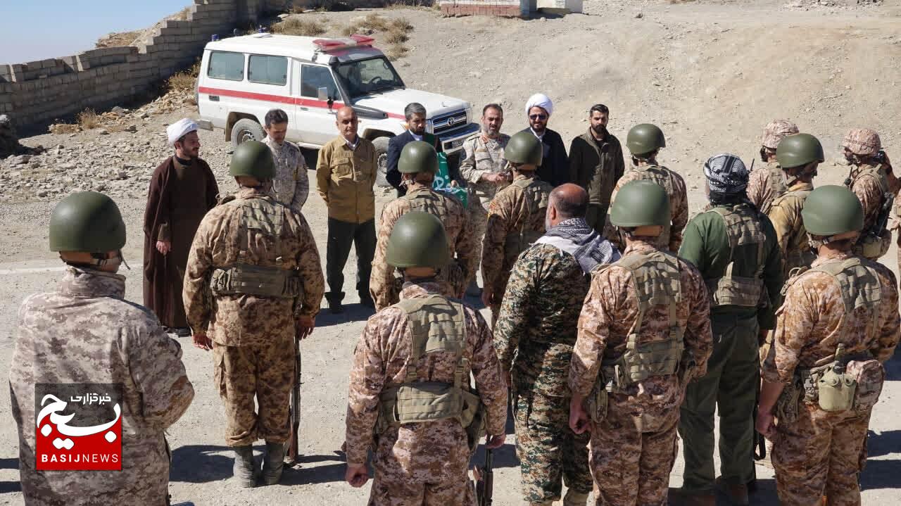 بازدید فرمانده سپاه قدس با همراهی استاندار گیلان از منطقه عملیاتی شمال غرب کشور بازدید فرمانده سپاه قدس با همراهی استاندار گیلان از منطقه عملیاتی شمال غرب کشور