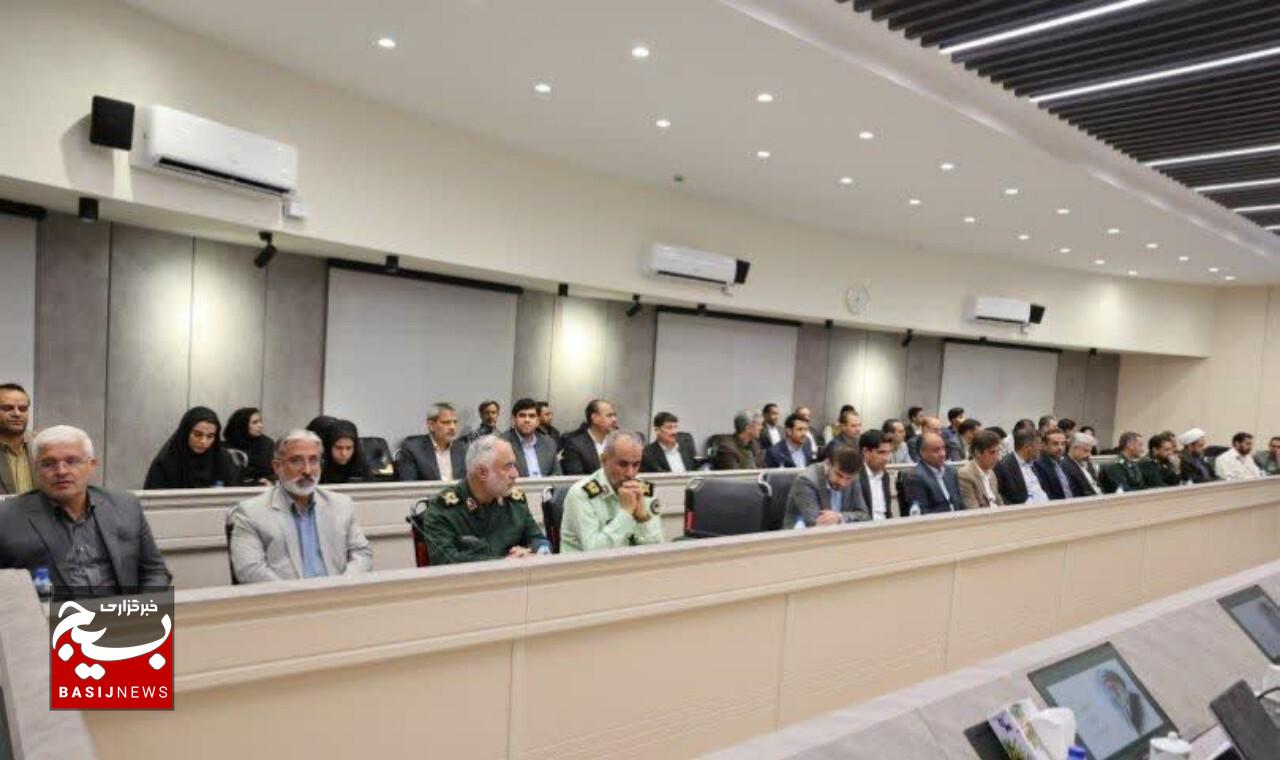 سند پیشرفت آموزشی استان خراسان جنوبی تدوین میشود /وزارت آموزش و پرورش به مناطق کمبرخوردار و مرزی کشور، نگاه ویژه دارد سند پیشرفت آموزشی استان خراسان جنوبی تدوین میشود /وزارت آموزش و پرورش به مناطق کمبرخوردار و مرزی کشور، نگاه ویژه دارد