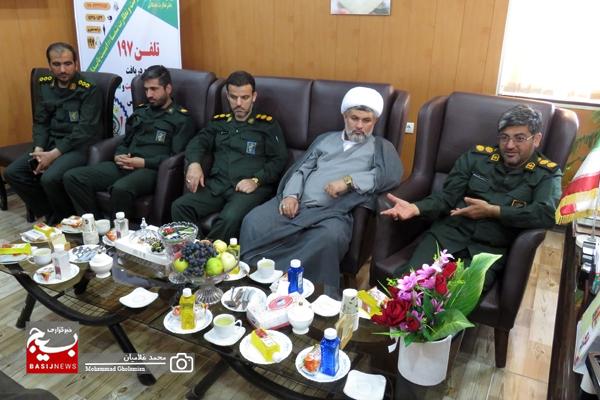 دیدار مسئولین سپاه کنگان با فرمانده انتظامی این شهرستان دیدار مسئولین سپاه کنگان با فرمانده انتظامی این شهرستان