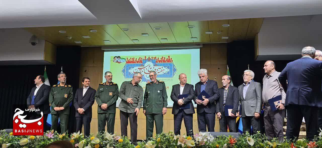 تجلیل از ایثارگران و گرامیداشت هفته دفاع مقدس در شرکت ملی صنایع پتروشیمی؛ از حضور سرداران تا فضاسازی حماسی