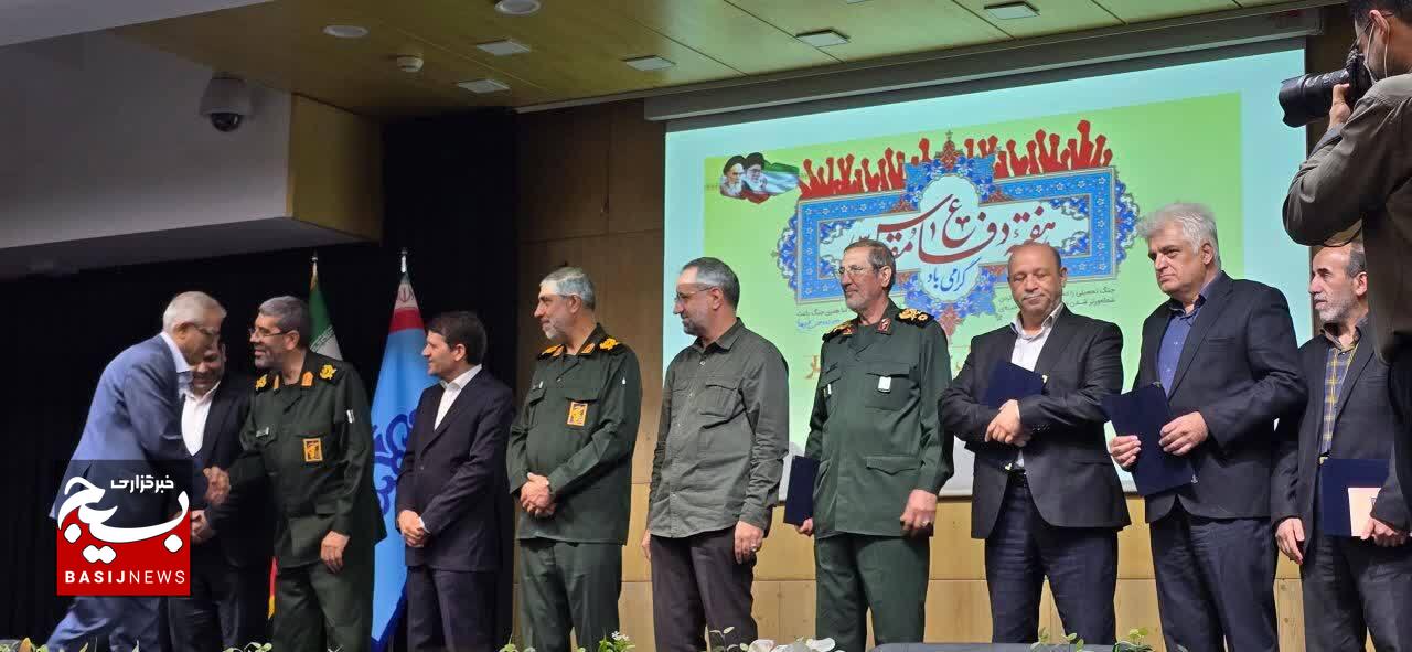 تجلیل از ایثارگران و گرامیداشت هفته دفاع مقدس در شرکت ملی صنایع پتروشیمی؛ از حضور سرداران تا فضاسازی حماسی