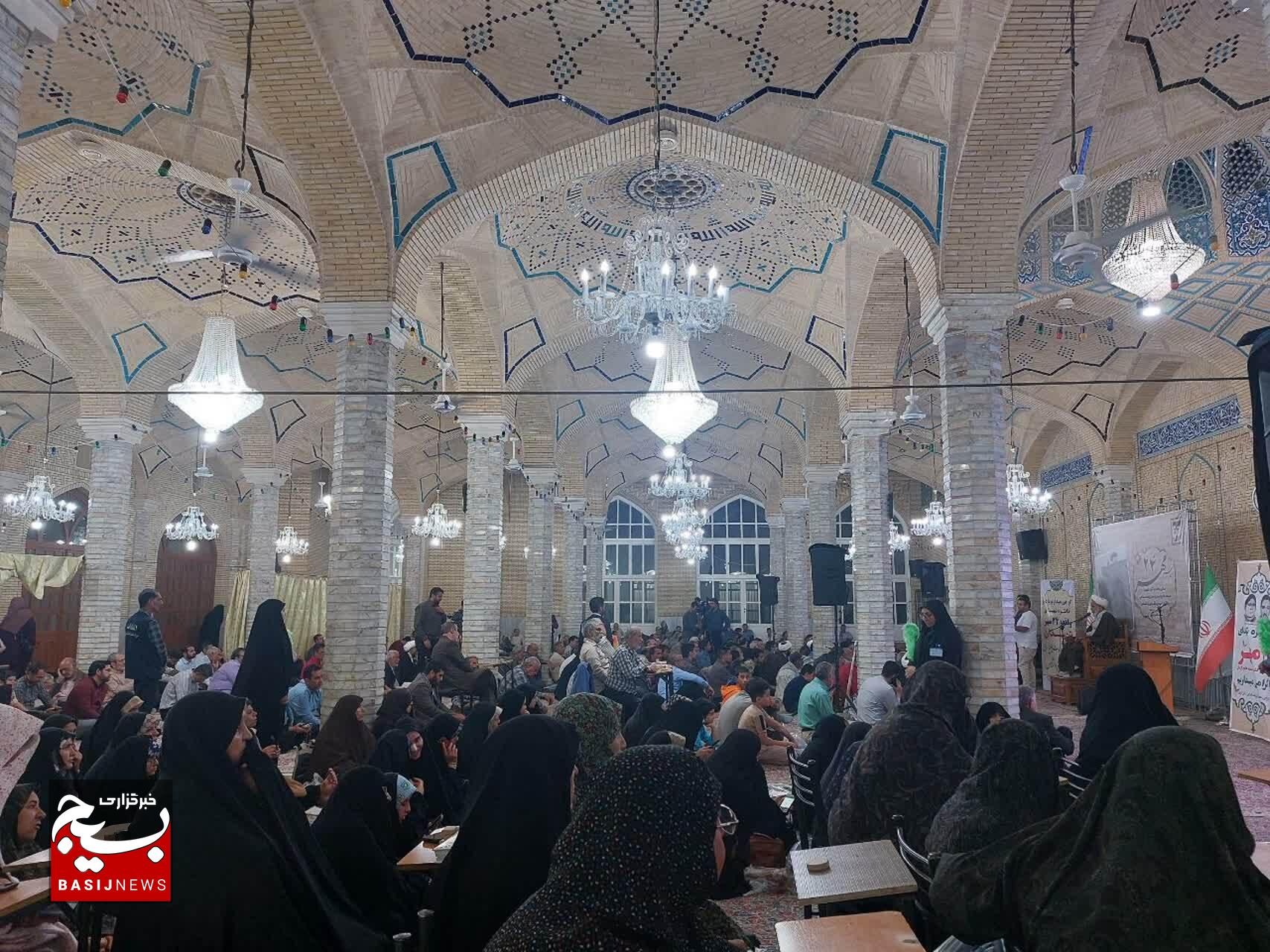 برگزاری مراسم بزرگداشت ۲۴ مهر و یادواره شهیدان باقدرت و یزدان‌شناس در مسجد جامع کرمان