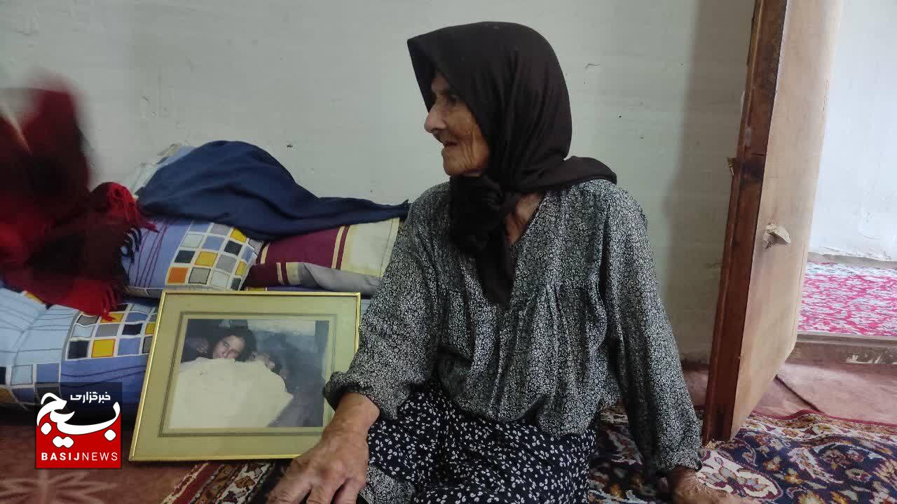 تنها مادر شهید روستای لاکوژده،در ماه شهادت فرزندش به او پیوست