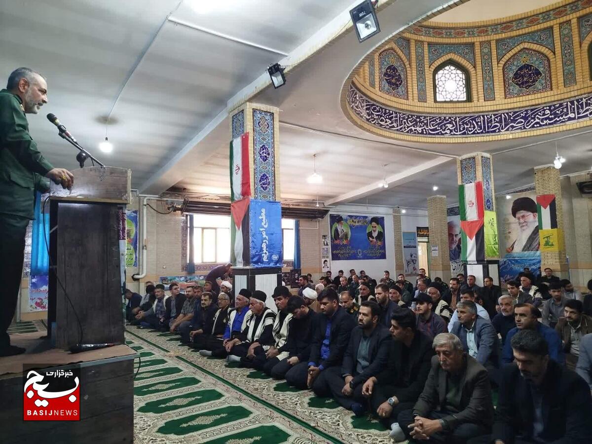 نقش تاریخی امامین انقلاب رمز عبور ملت ایران از توطئه‌های دشمنان و شکست جبهه باطل بود