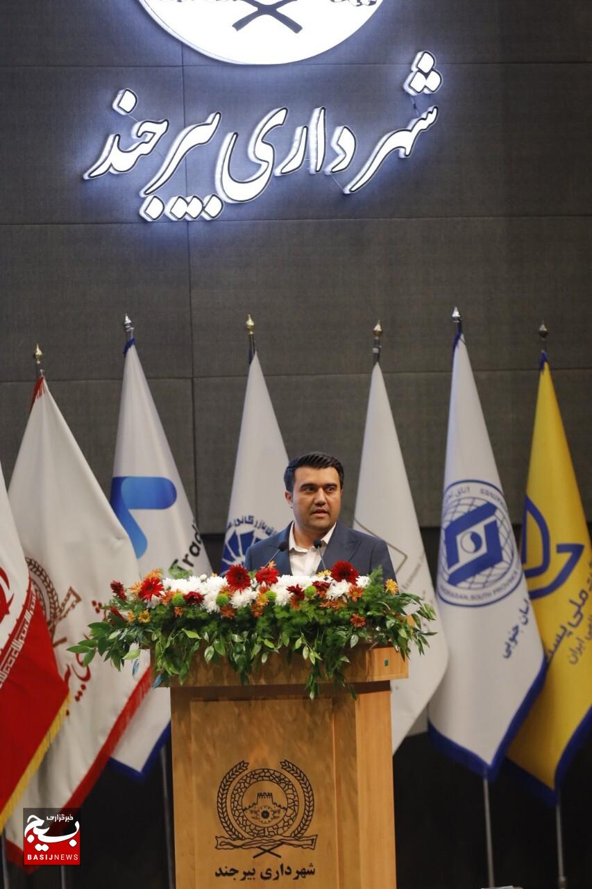 ایران و افغانستان میتوانند ظرفیتهای طبیعی خود را به ثروت مشترک تبدیل کنند/ ضرورت بازنگری در مسیرهای ارتباطی و تراز تجاری دو کشور ایران و افغانستان میتوانند ظرفیتهای طبیعی خود را به ثروت مشترک تبدیل کنند/ ضرورت بازنگری در مسیرهای ارتباطی و تراز تجاری دو کشور