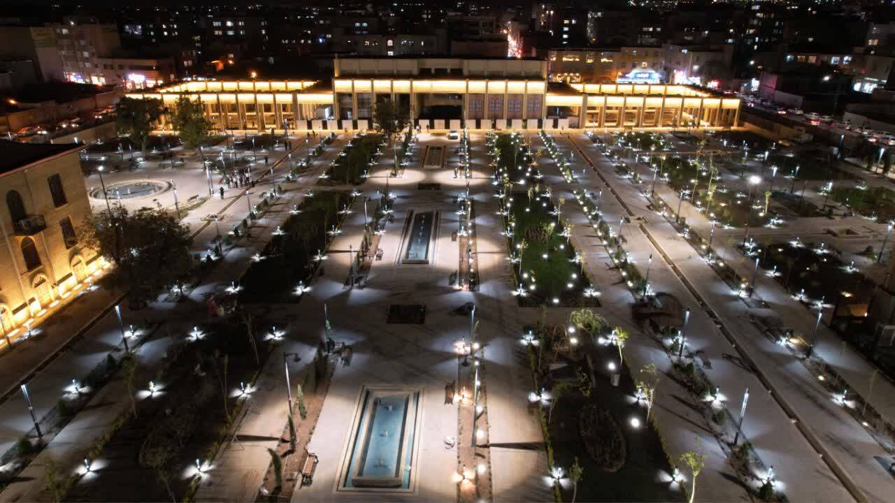 سبزه میدان زنجان؛ نظیرترین میدان ساخته شده پس از انقلاب محور گردشگری و بازآفرینی بافت تاریخی می‌شود