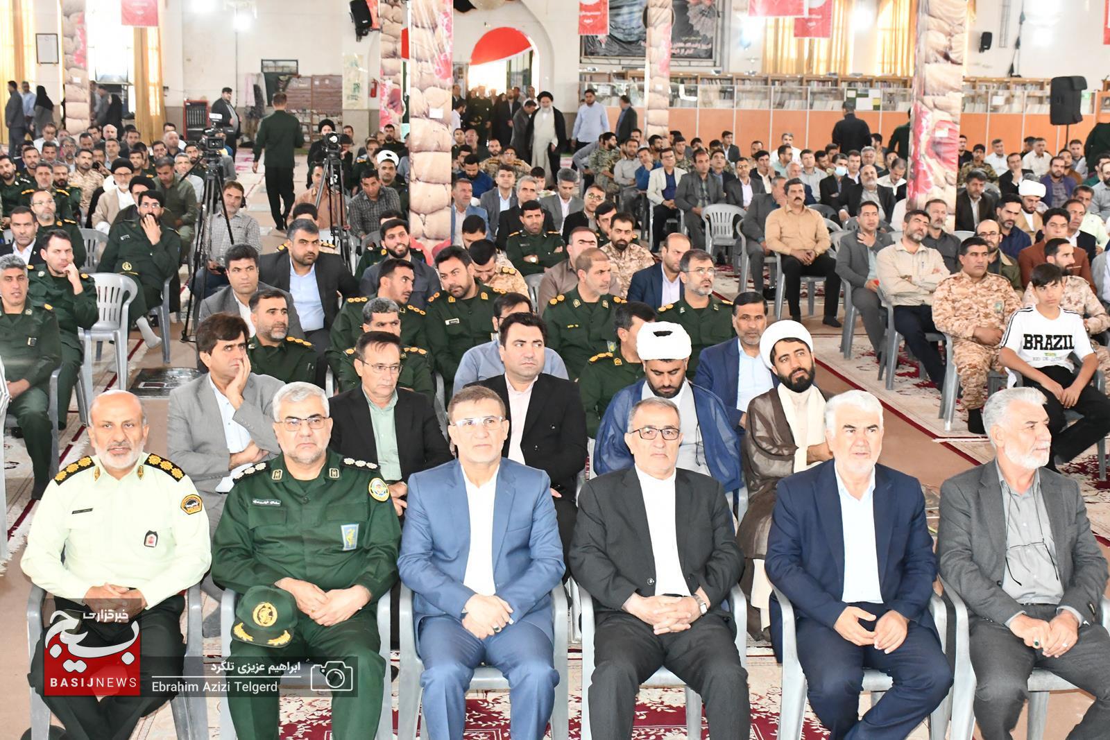 برگزاری آیین میهمانی لاله ها و عطرافشانی قبور مطهر شهدا در یاسوج