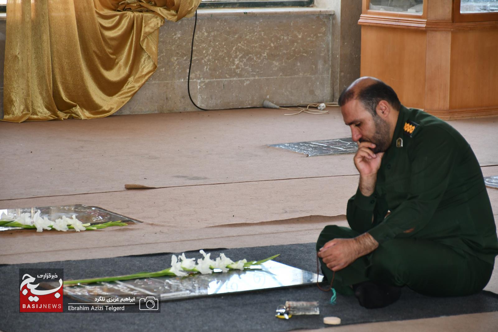 برگزاری آیین میهمانی لاله ها و عطرافشانی قبور مطهر شهدا در یاسوج