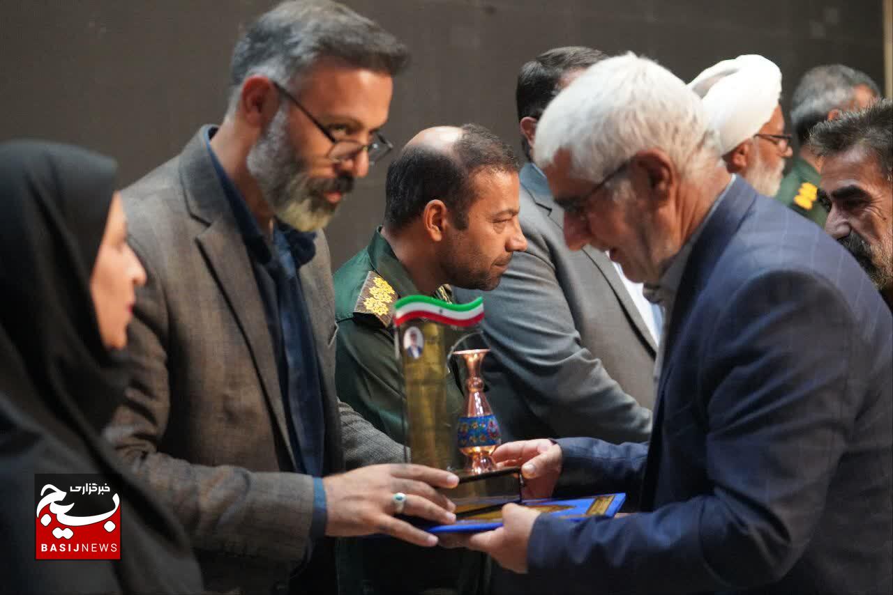 گردهمایی منتخبین قهرمانان و ورزشکاران بسیجی استان کرمان