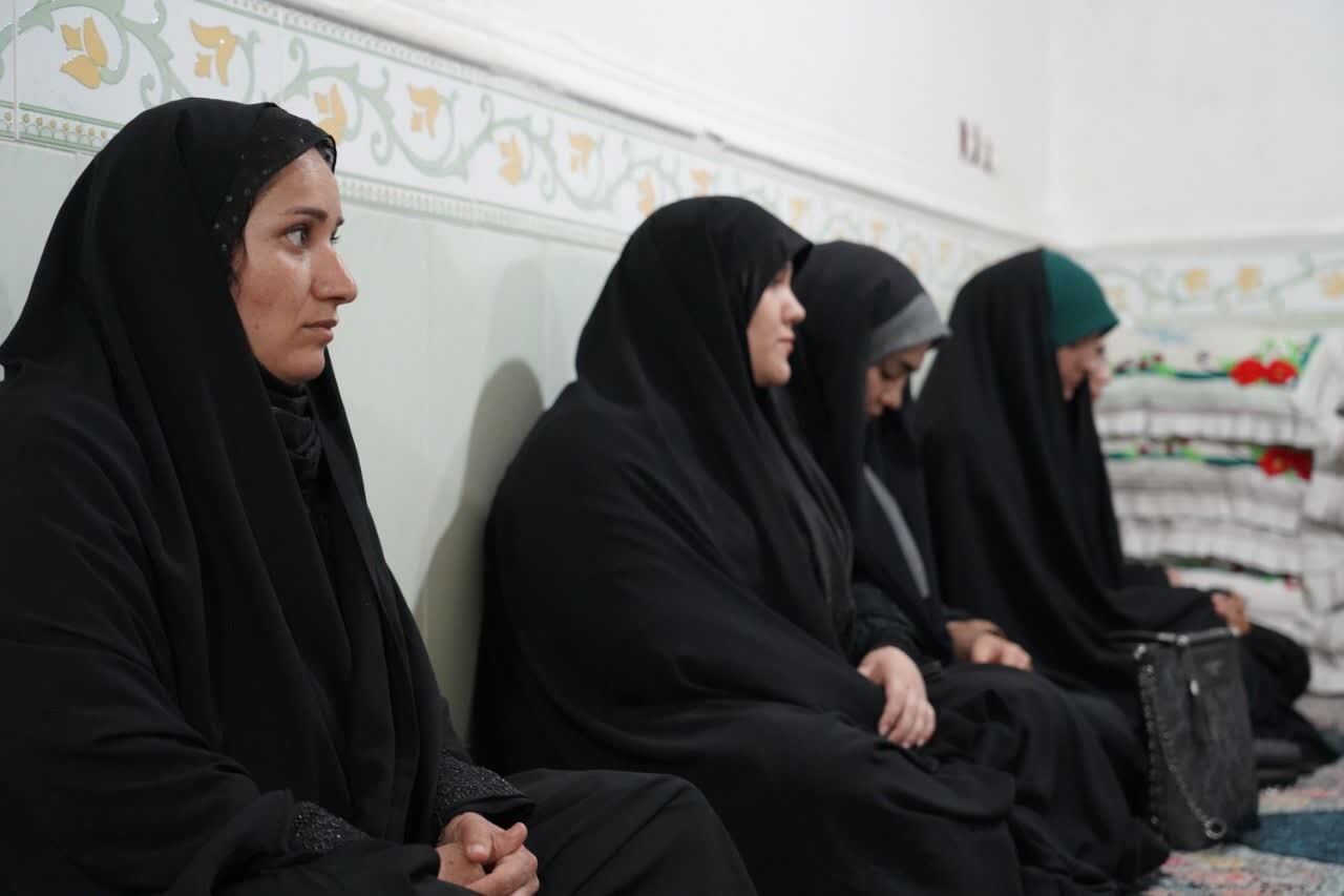 دیدار بسیج دانشجویی دانشگاه علوم پزشکی یاسوج با خانواده شهدا دیدار بسیج دانشجویی دانشگاه علوم پزشکی یاسوج با خانواده شهدا