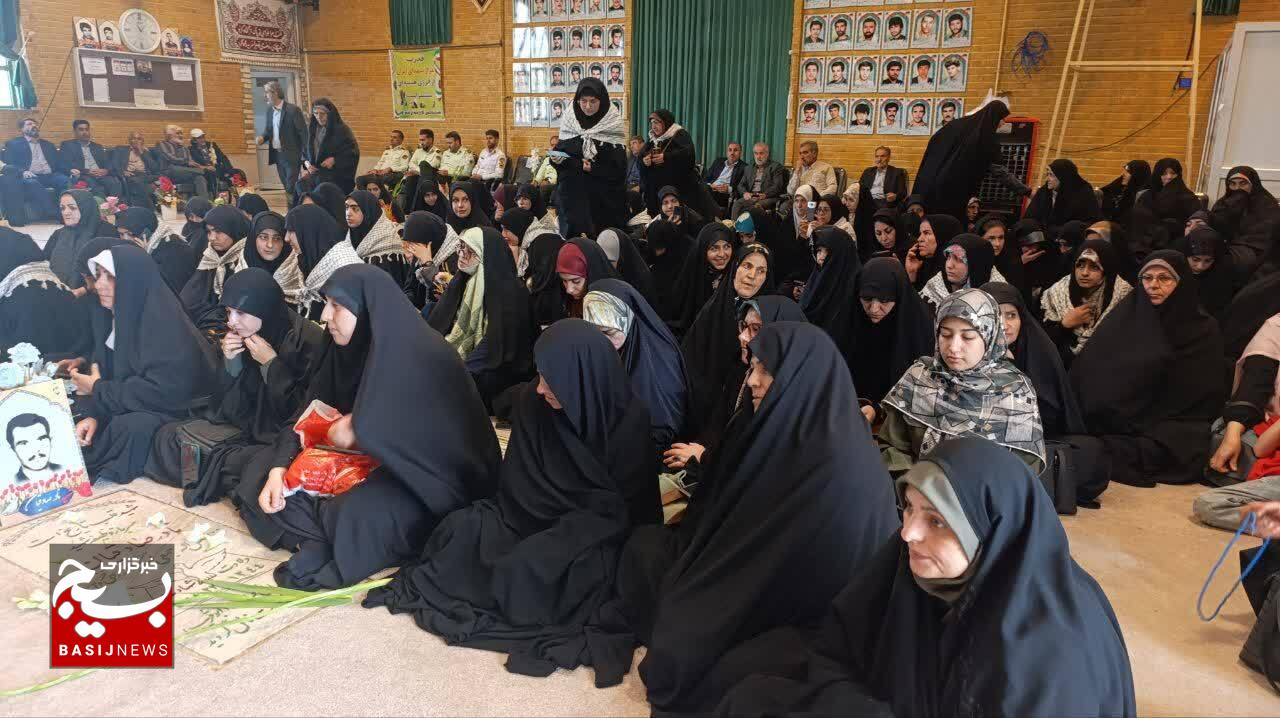 وحدت کلمه و هدایت الهی، عوامل پیروزی ایران در دفاع مقدس
