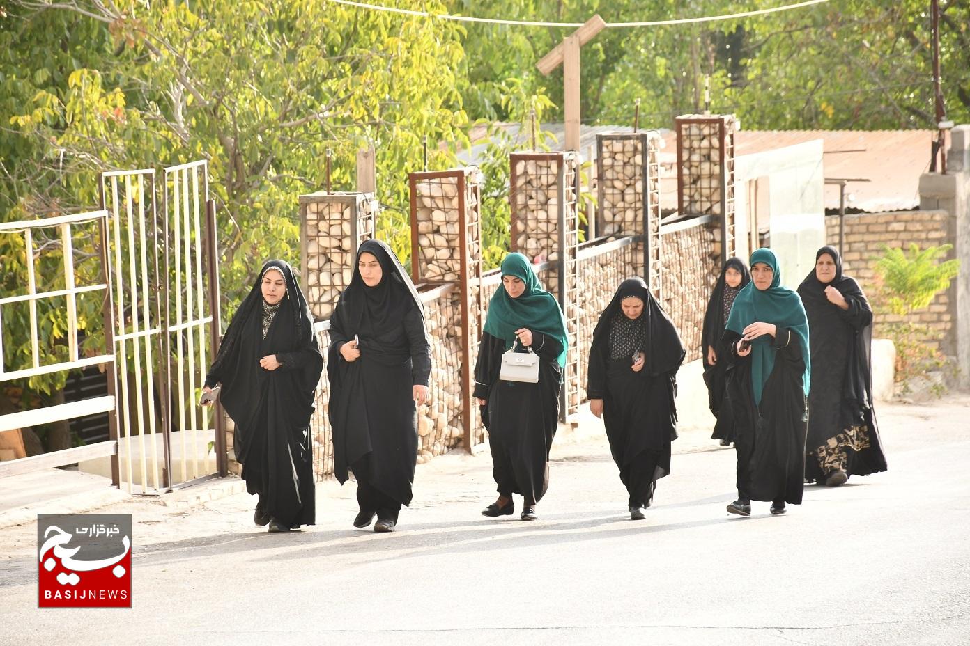 برگزاری همایش پیاده‌روی خانوادگی و تجلیل از طلاب و روحانیون رزمنده و جانباز در یاسوج