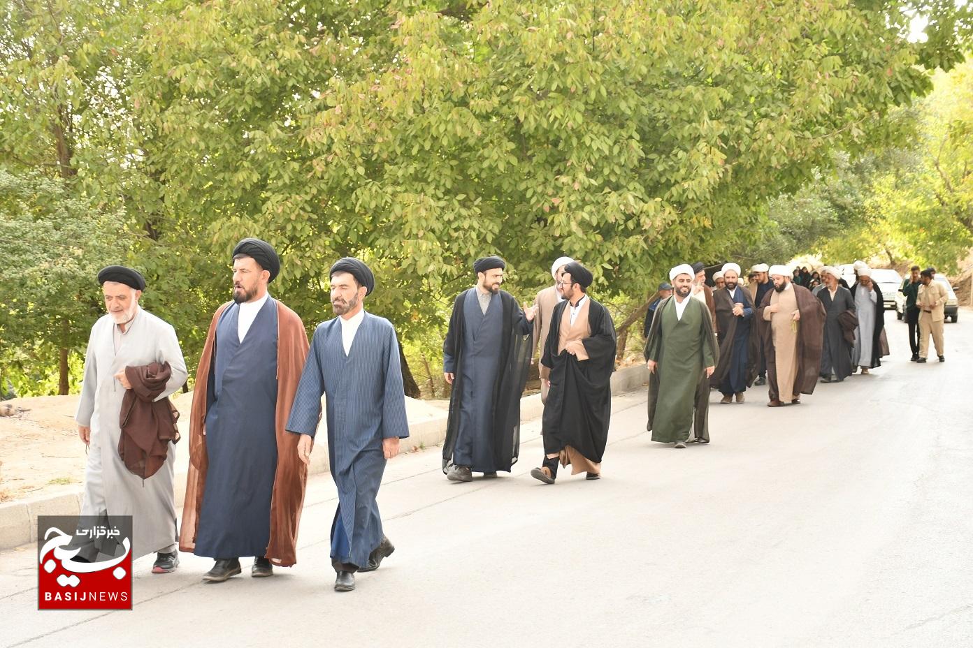 برگزاری همایش پیاده‌روی خانوادگی و تجلیل از طلاب و روحانیون رزمنده و جانباز در یاسوج