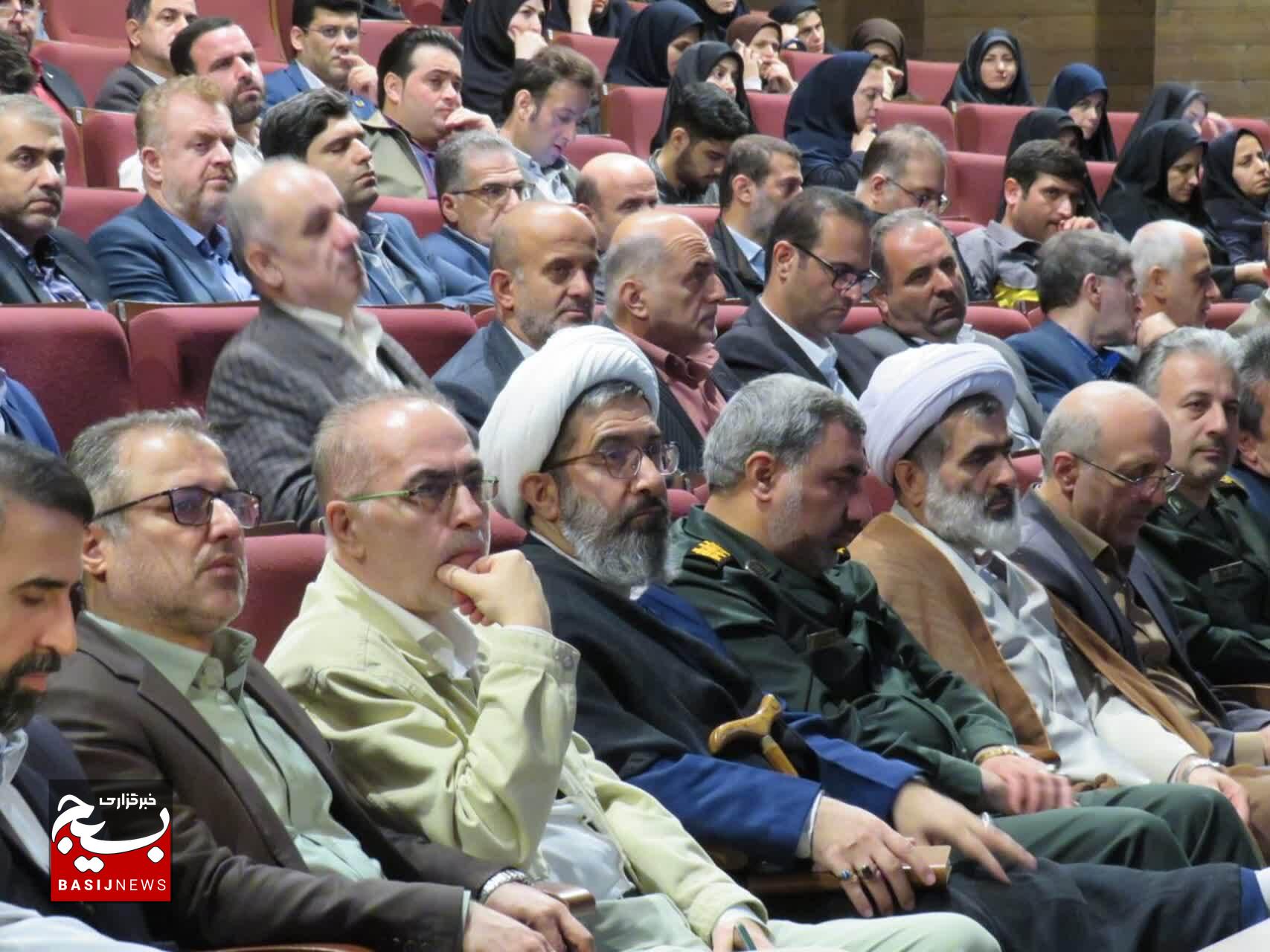 ملت ایران با ولایت، شکست‌ناپذیرترین امت تاریخ اسلام است