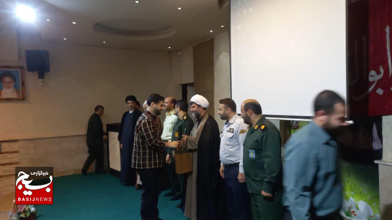 تجلیل از ۱۵ سرباز در قالب طرح شهید سلیمانی به مناسبت هفته دفاع مقدس