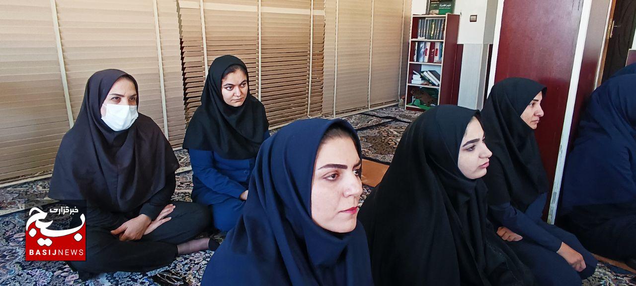 بانوان تمدن‌ساز لرستان؛ نماد ایستادگی و حامیان خط مقدم جهاد